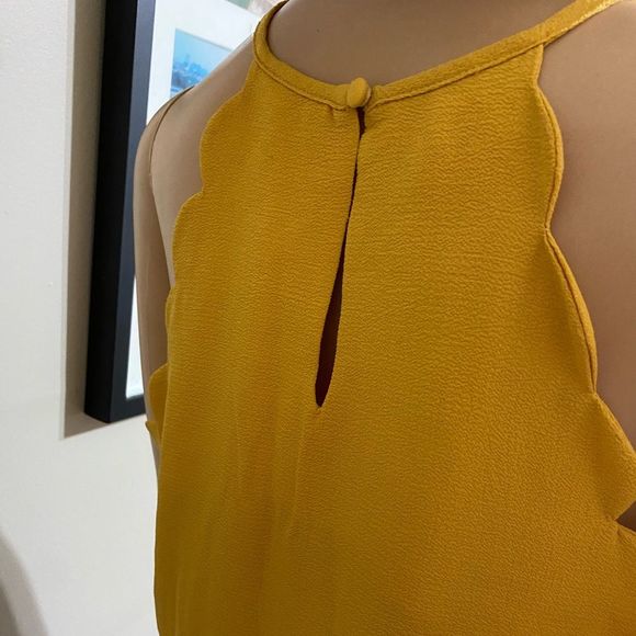 Tank Top - Picture 4 of 5